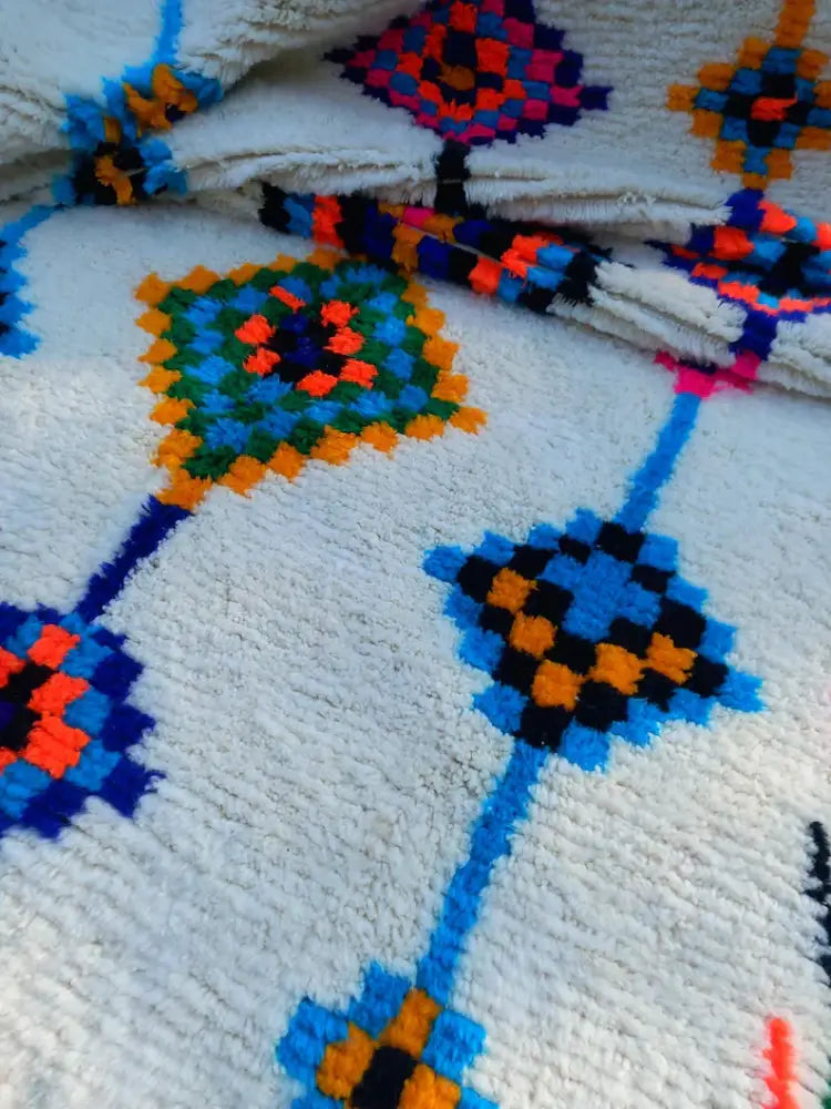 DecorBites™ Moroccan Handmade Azilal rug 2.5m x 1.5m