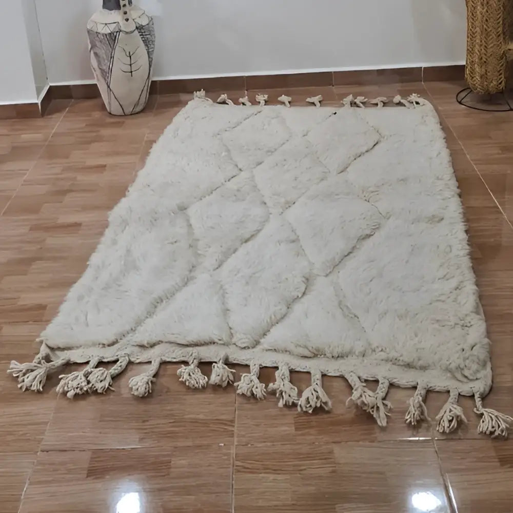 DecorBites™ Moroccan Handmade Beni Ouarain Rug 1.5m x 1m
