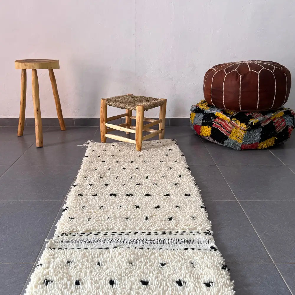 DecorBites™ Moroccan Handmade Small Beni Ouarain rug 1m / 70cm