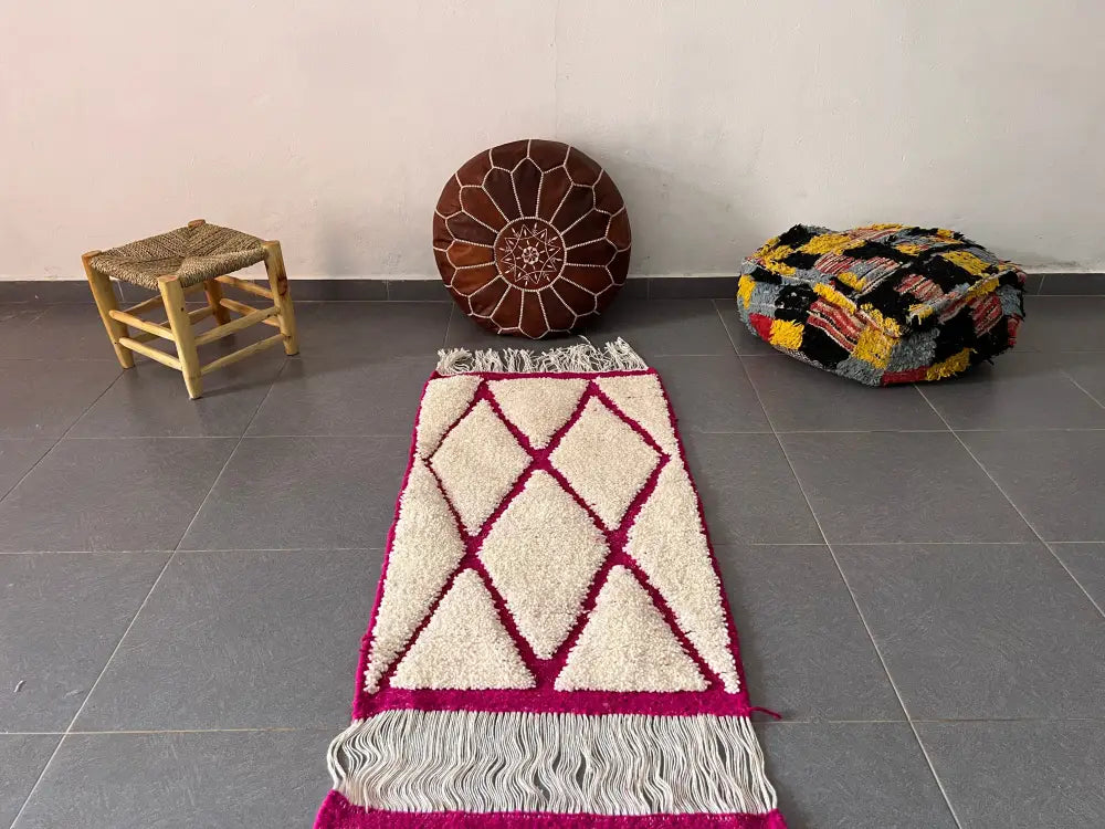 DecorBites™ Moroccan Handmade Small Beni Ouarain rug 1m / 70cm