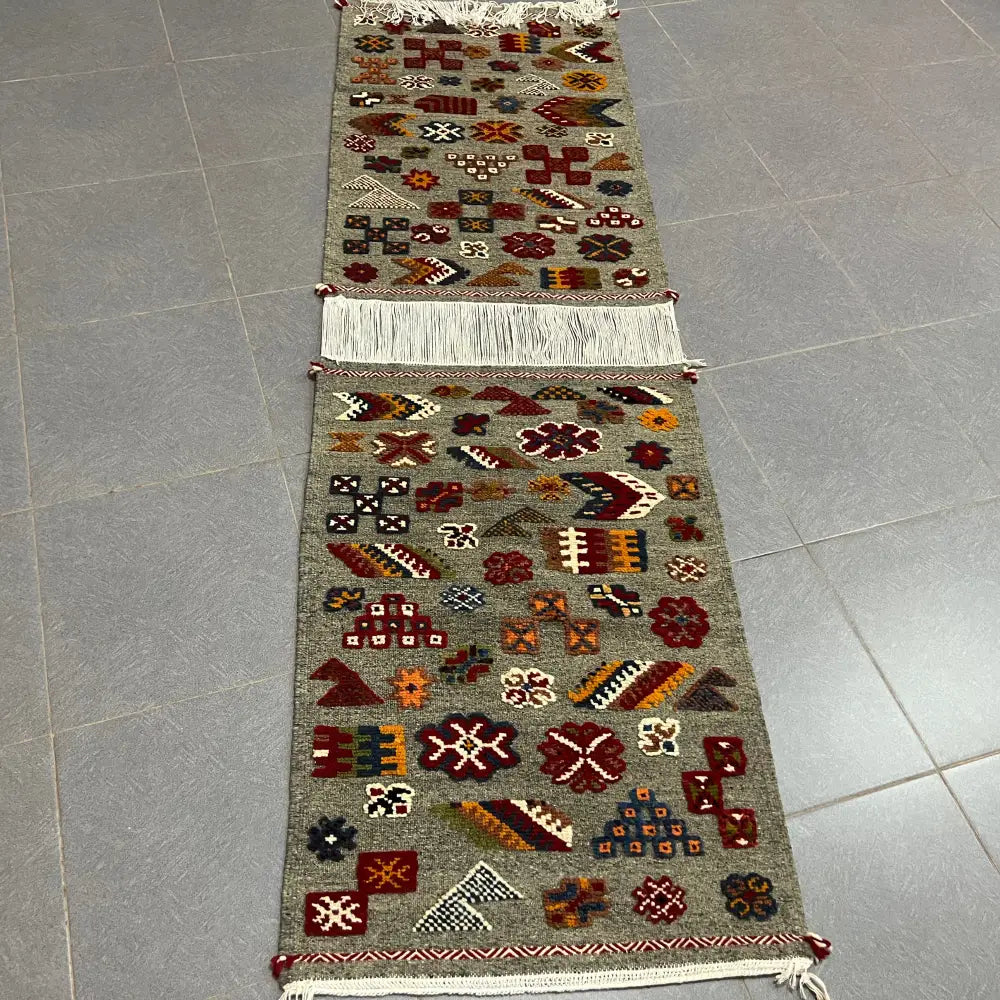 DecorBites™ Moroccan Handmade Taznakht Rug - 110 x 70 cm