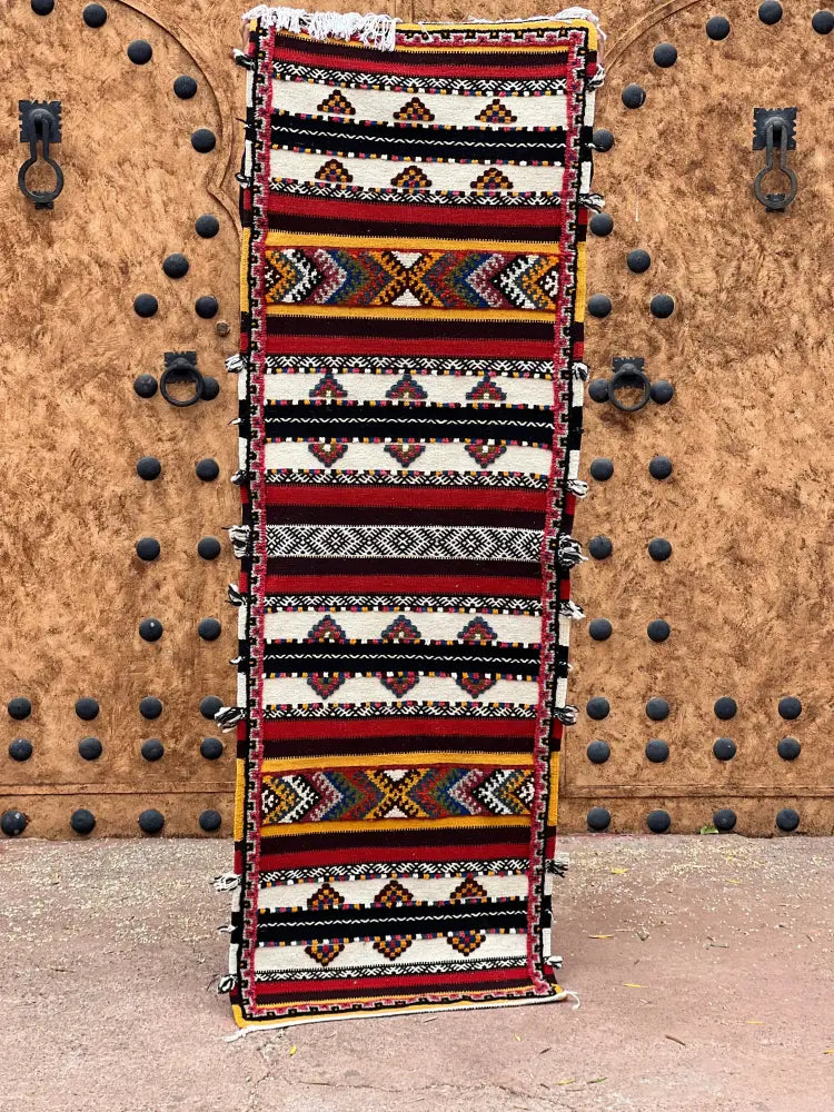DecorBites™ Moroccan Handmade Taznakht rug - 200cm x 60 cm
