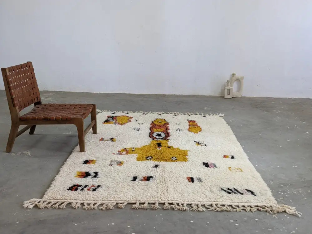 سجادة أزلال مغربية تقليدية مصنوعة يدويًا من DecorBites™ مقاس 242 × 154 سم