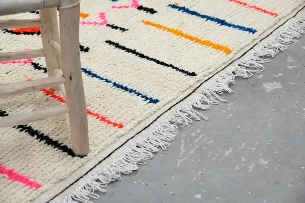 DecorBites™ Moroccan Handmade Traditional Azilal Rug 251 X 152 Cm