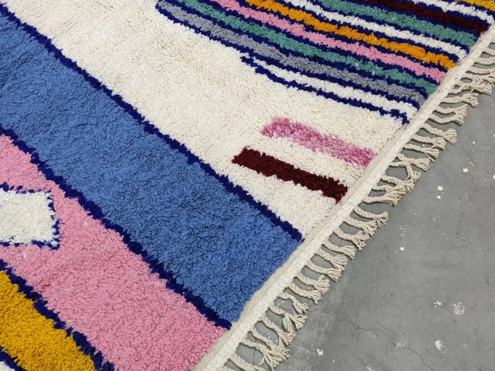 DecorBites™ سجادة أزيلال مغربية تقليدية مصنوعة يدوياً مقاس 304 × 210 سم
