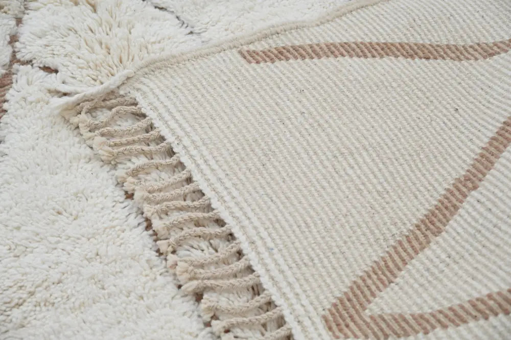 DecorBites™ Moroccan Handmade Traditional Beni Ouarain Carpet 283 X 211 Cm