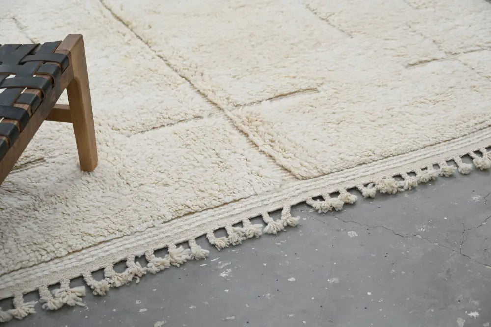 DecorBites™ Moroccan Handmade Traditional Beni Ouarain Carpet 300 X 205 Cm