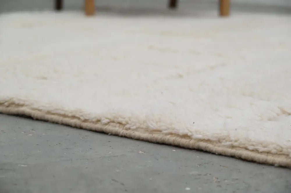 DecorBites™ Moroccan Handmade Traditional Beni Ouarain Carpet 300 X 205 Cm
