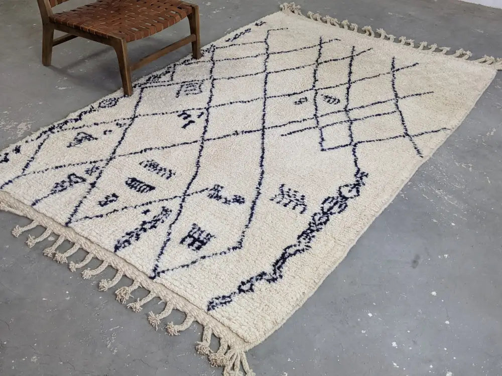 DecorBites™ Moroccan Handmade Traditional Beni Ouarain Rug 244 X 157 Cm