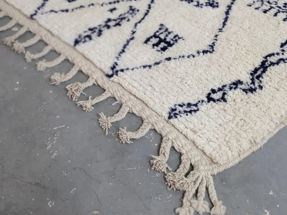 DecorBites™ Moroccan Handmade Traditional Beni Ouarain Rug 244 X 157 Cm
