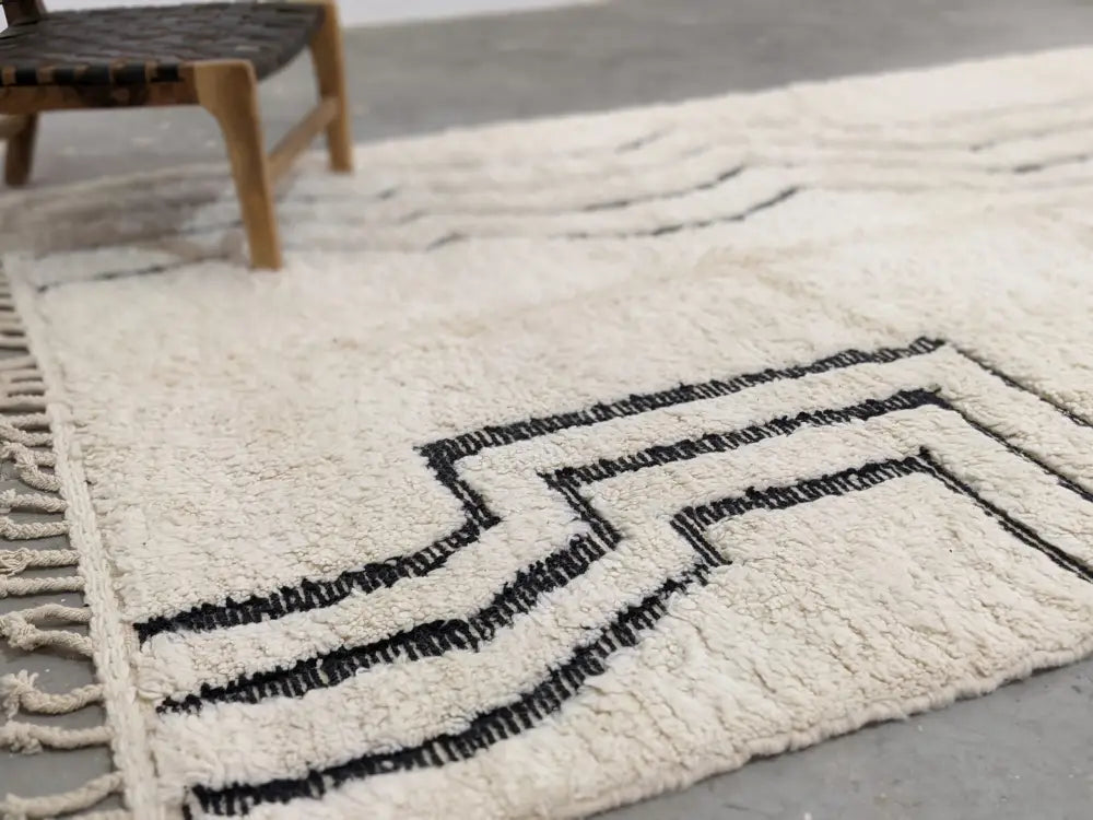 DecorBites™ Moroccan Handmade Traditional Beni Ouarain Rug 285 X 194 cm