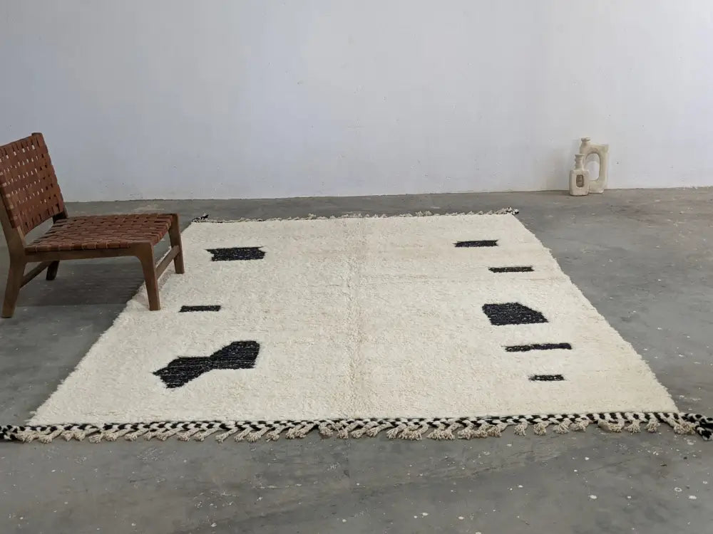 DecorBites™ Moroccan Handmade Traditional Beni Ouarain Rug 290 X 210 Cm
