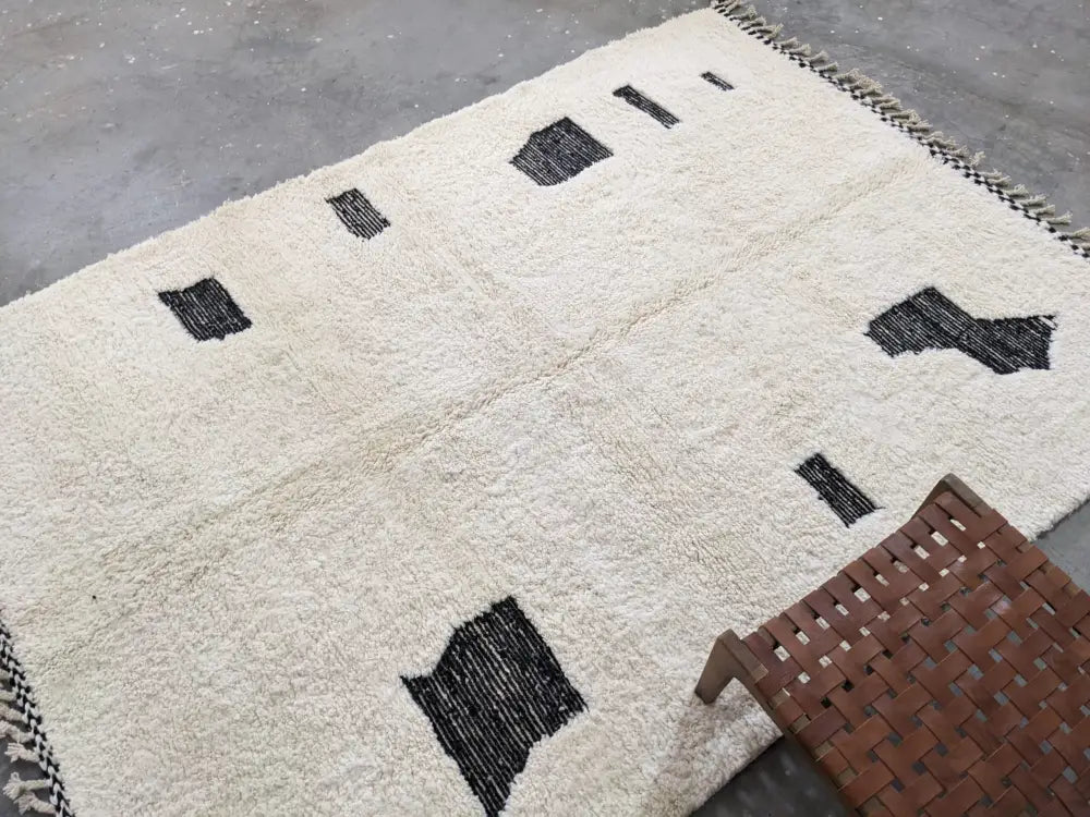 DecorBites™ Moroccan Handmade Traditional Beni Ouarain Rug 290 X 210 Cm