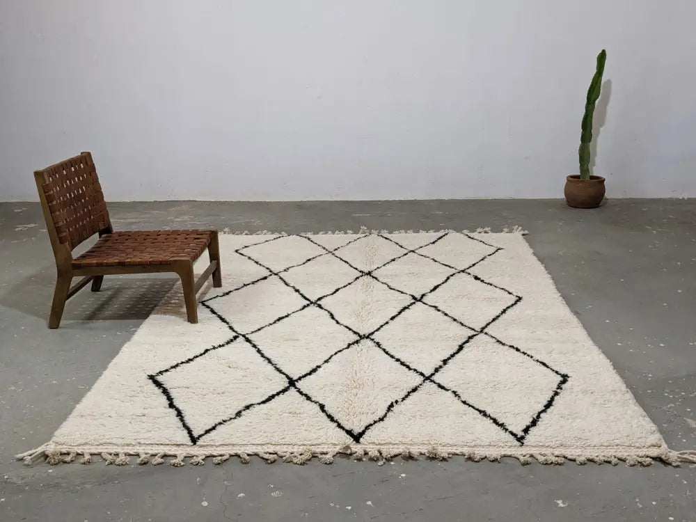 DecorBites™ Moroccan Handmade Traditional Beni Ouarain Rug 292 X 202 cm