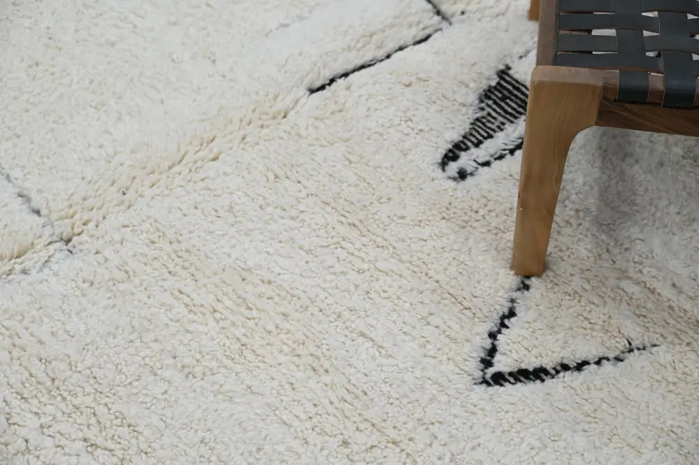 DecorBites™ Moroccan Handmade Traditional Beni Ouarain Rug 300 X 200 Cm