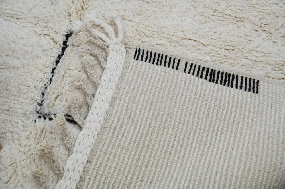 DecorBites™ Moroccan Handmade Traditional Beni Ouarain Rug 300 X 200 Cm