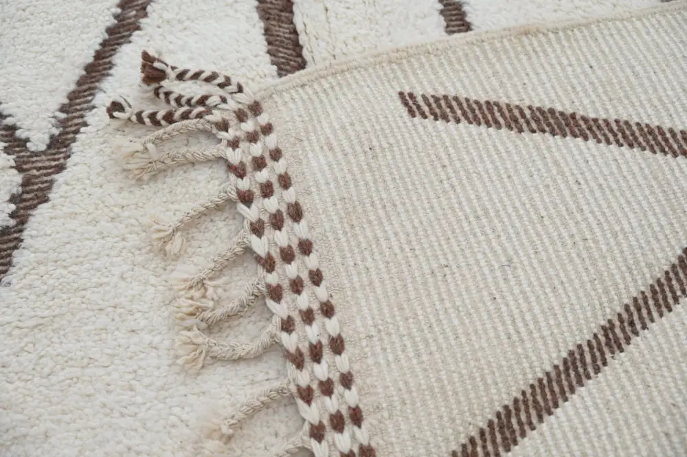 DecorBites™ Moroccan Handmade Traditional Beni Ouarain Rug 300 X 210 Cm