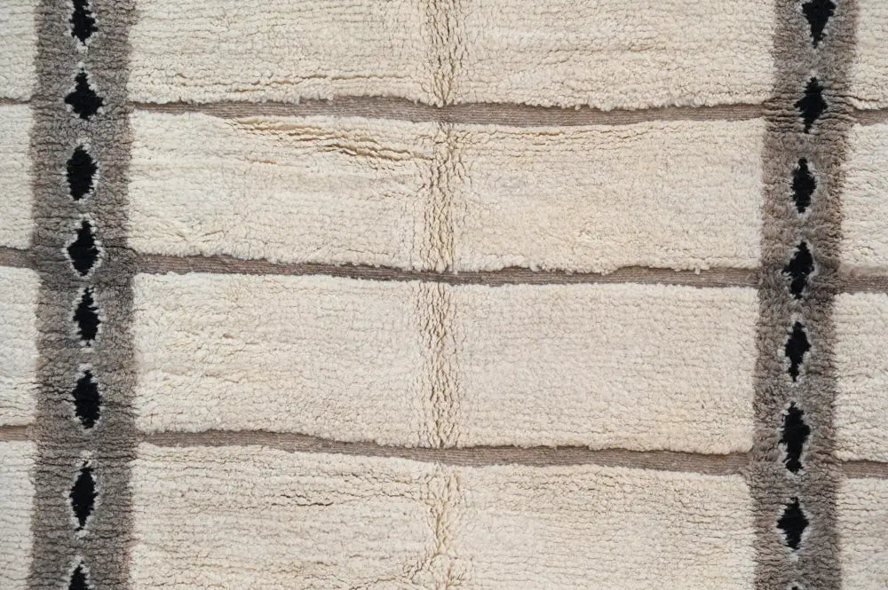 DecorBites™ Moroccan Handmade Traditional Beni Ouarain Rug 303 X 196 Cm