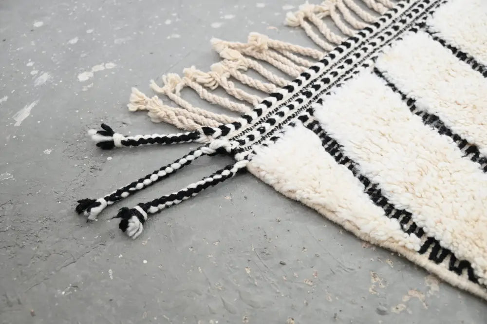 DecorBites™ Moroccan Handmade Traditional Beni Ouarain Rug 304 X 210 cm