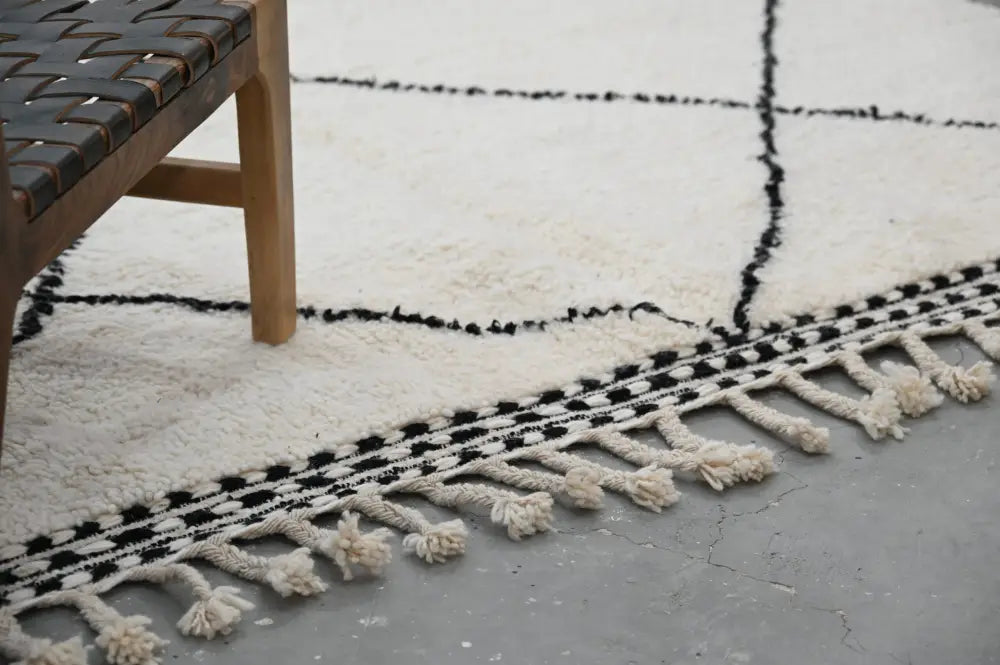 DecorBites™ Moroccan Handmade Traditional Beni Ouarain Rug 309 X 204 Cm