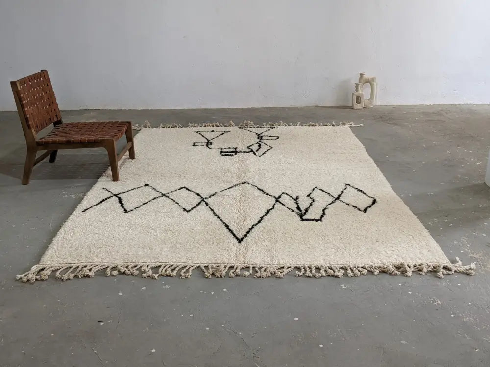 DecorBites™ Moroccan Handmade Traditional Beni Ouarain Rug 310 X 210 Cm