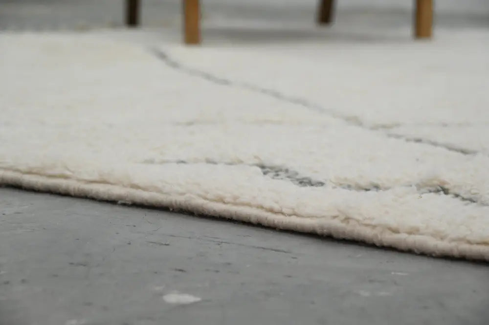 DecorBites™ Moroccan Handmade Traditional Berber Rug Beni Ouarain 303 X 212 Cm
