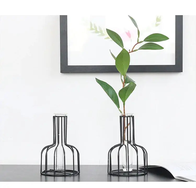 DecorBites™ Nordic Iron Golden Hydroponic Vase with Dried Flowers