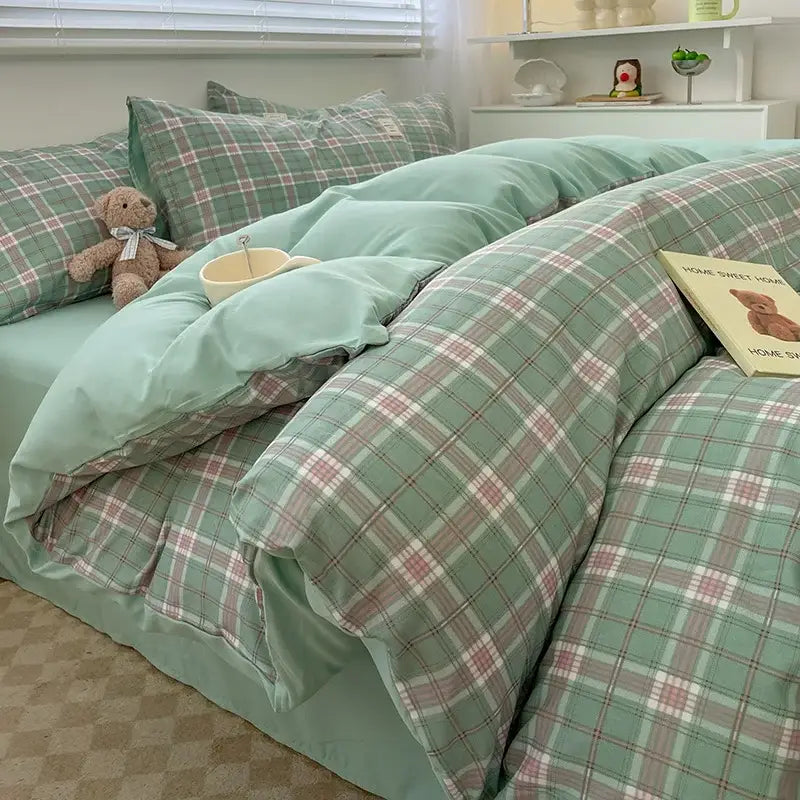 DecorBites™ Nordic Plaid Cotton Bedding Set - Queen/King