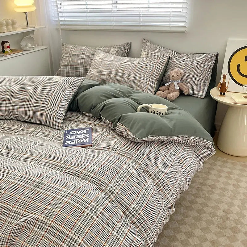 DecorBites™ Nordic Plaid Cotton Bedding Set - Queen/King