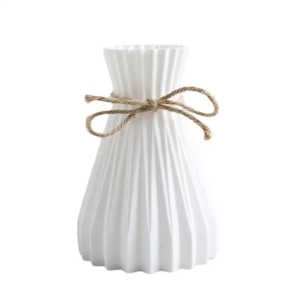 DecorBites™ Origami Style European Plastic Flower Vase