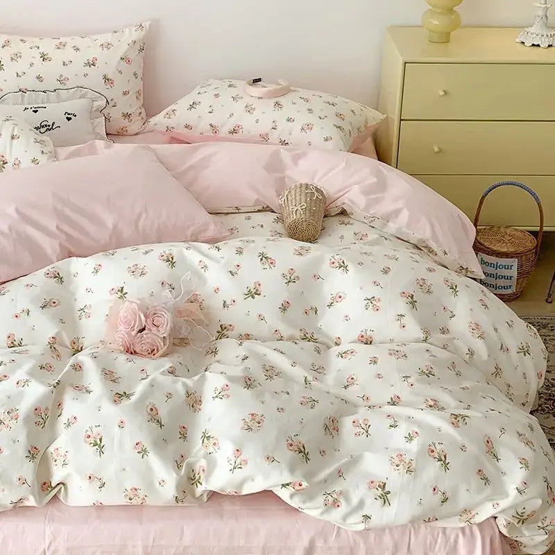 DecorBites™ Pink Floral Bedding Set - Queen Size