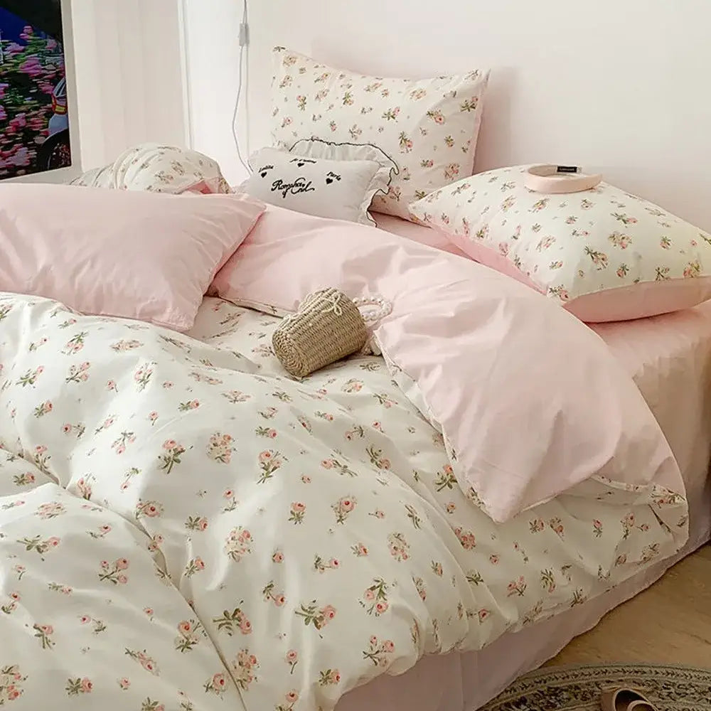 DecorBites™ Pink Floral Bedding Set - Queen Size