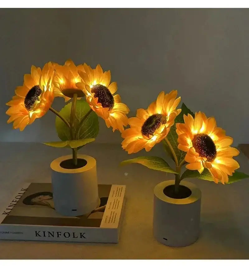 مصباح ليلي LED على شكل عباد الشمس قابل لإعادة الشحن من DecorBites™ لغرفة النوم