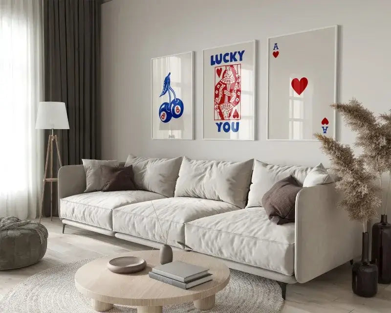 DecorBites™ Retro Queen of Hearts Canvas Art Set