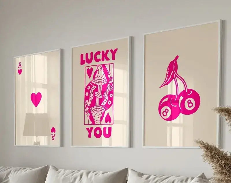 DecorBites™ Retro Queen of Hearts Wall Art Set