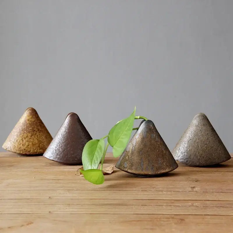 DecorBites™ Retro Zen Flower Pottery Vase Ornaments