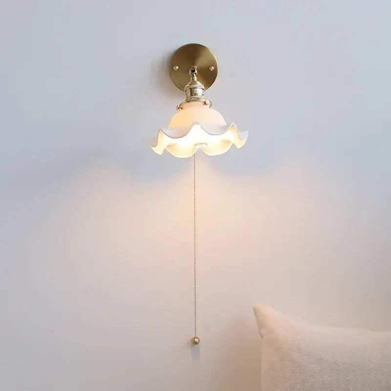 Elegant gold ruffled ceramic led wall light bedroom sconce
