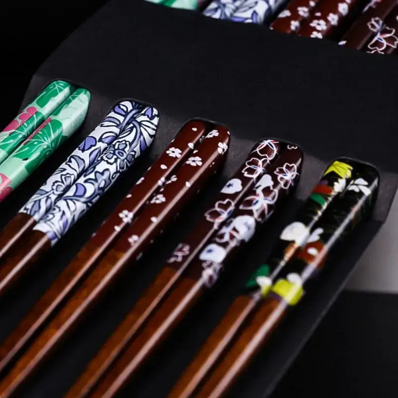 Floral patterned bamboo wood chopsticks set – dining room gift box