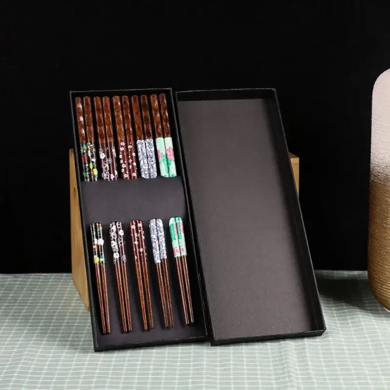 Floral patterned bamboo wood chopsticks set – dining room gift box