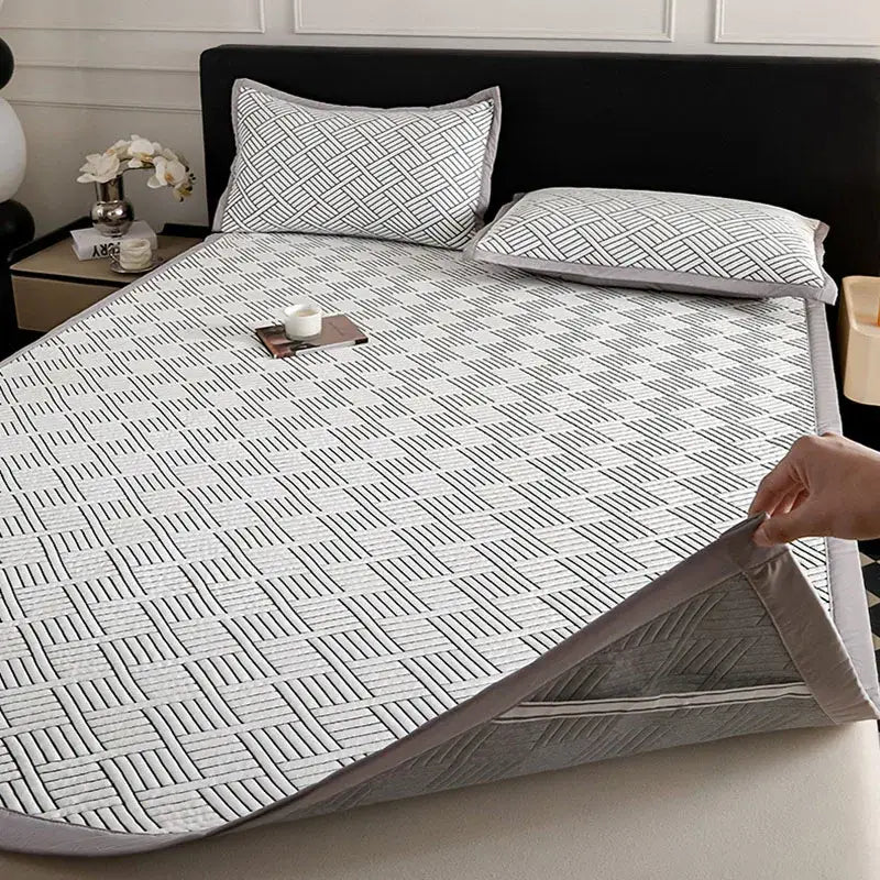 Gray cooling ice bean mesh quilted mattress pad bedroom bed mat