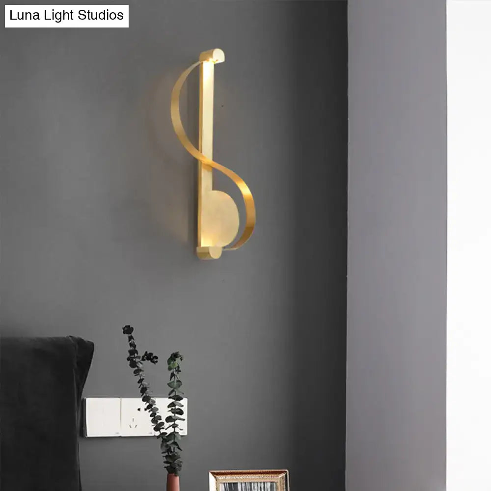 Minimalist brass curve led wall mount light for living room