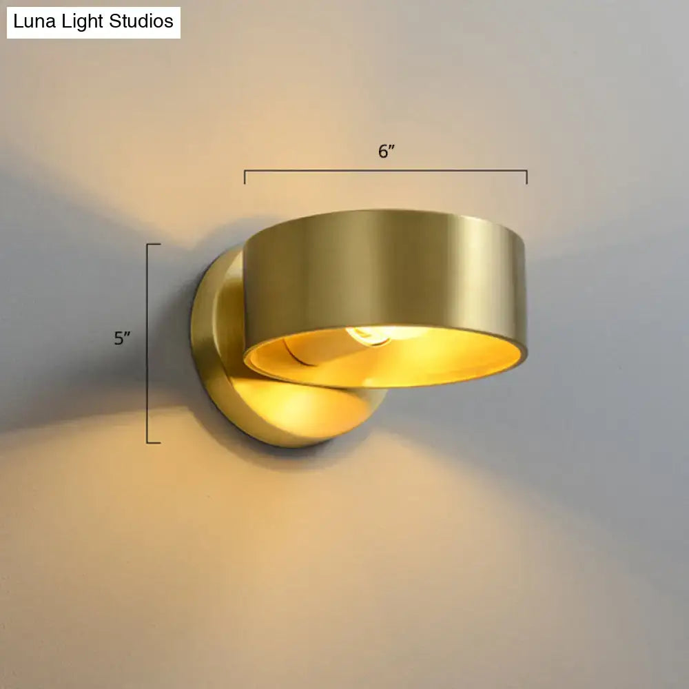 Minimalist brass curved wall lamp bedroom 110v-120v sconce light