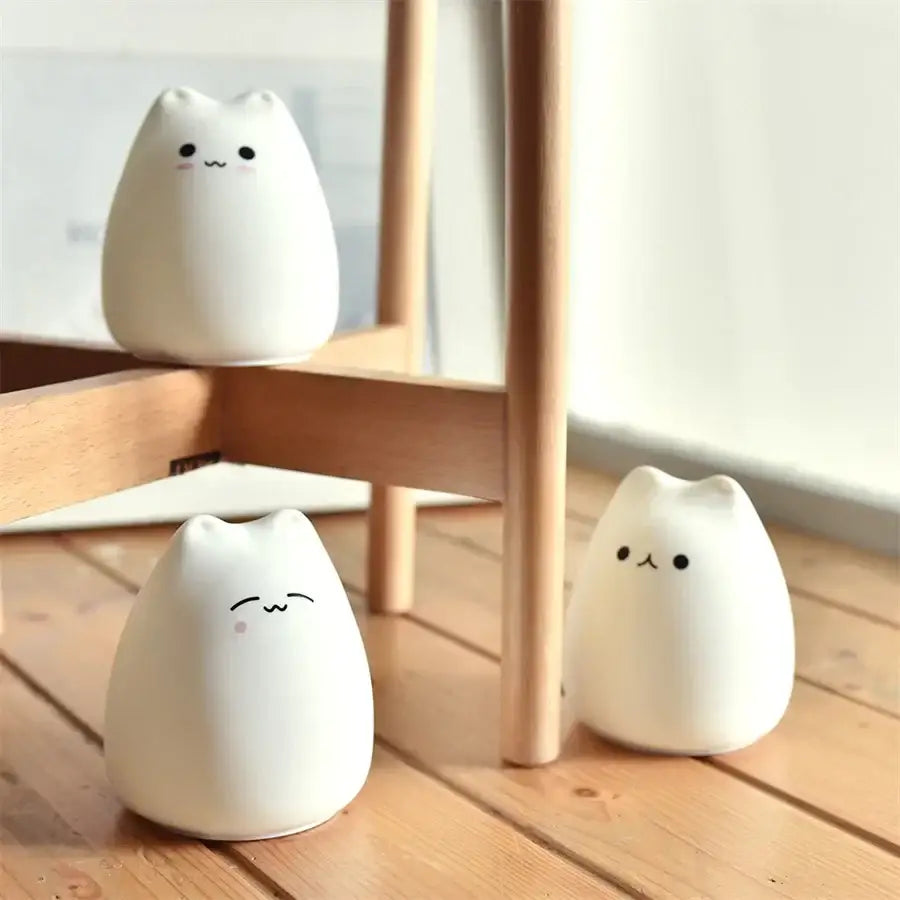 Minimalist cat silicone led night light bedroom lamp 3 colors