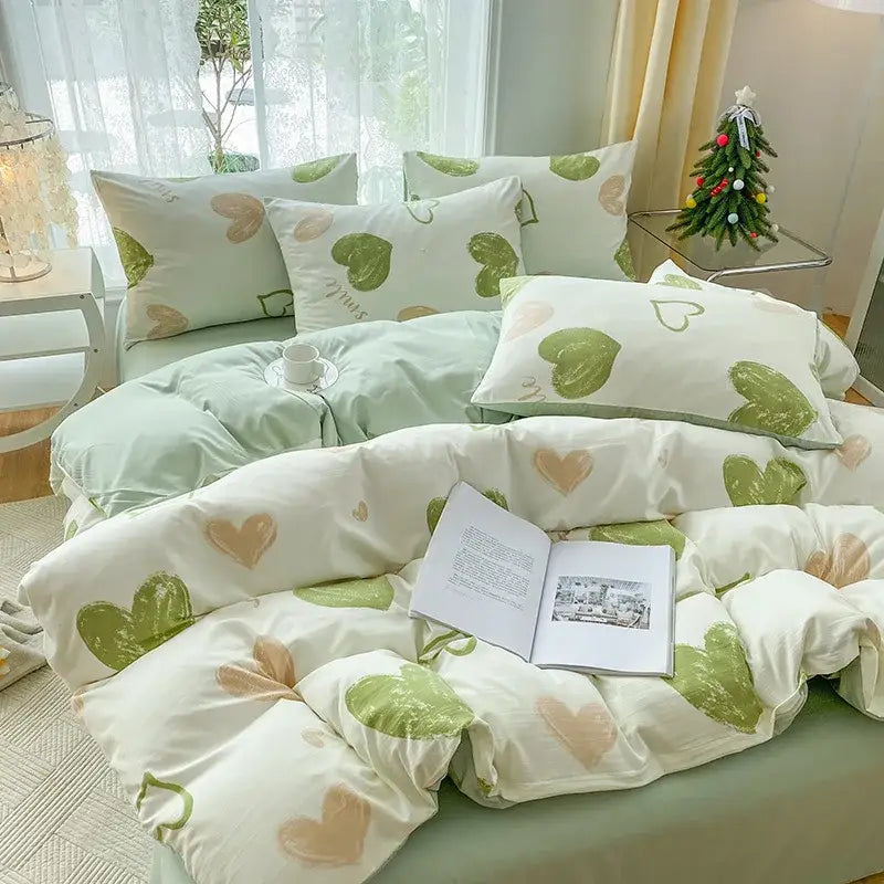 Mint green & cream cartoon heart plant quilt set bedroom bedding