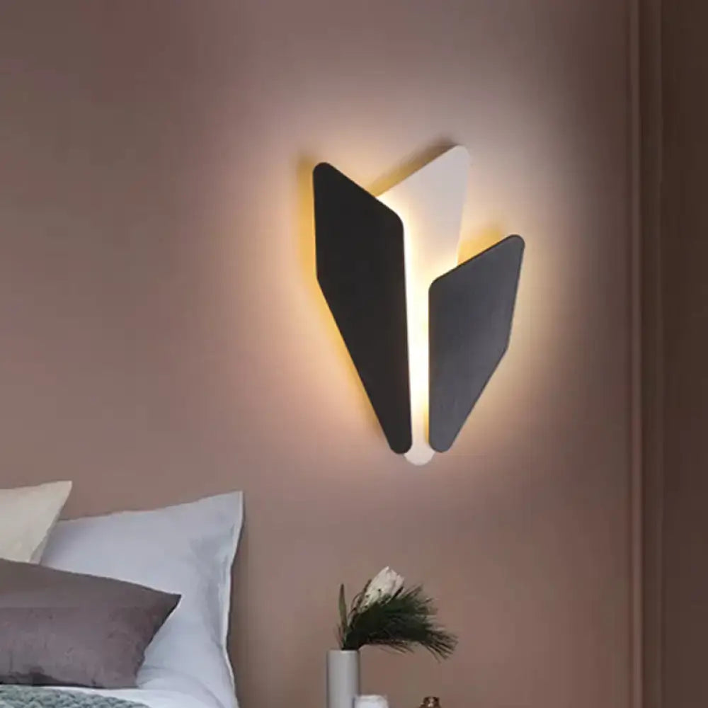 Modern black and white geometric wall light fixture – living room