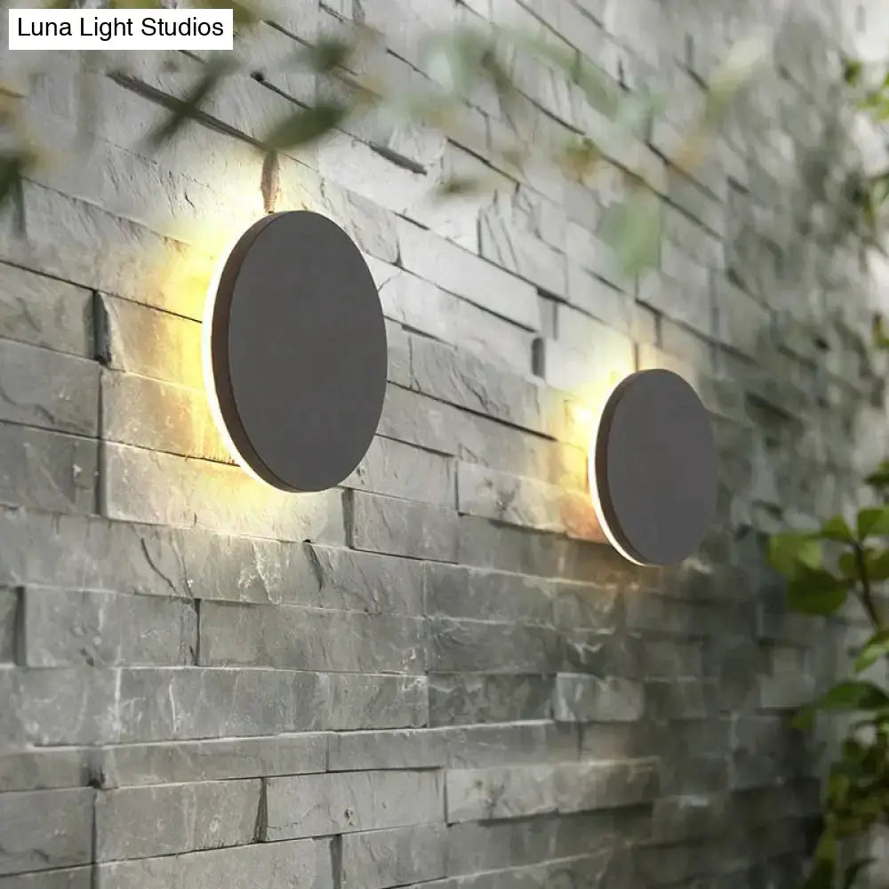 Modern black circular waterproof wall lamp bedroom three disc set