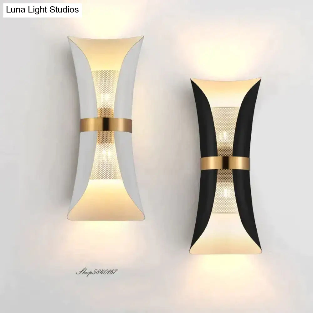 Modern black & gold curved wall lamp for bedroom