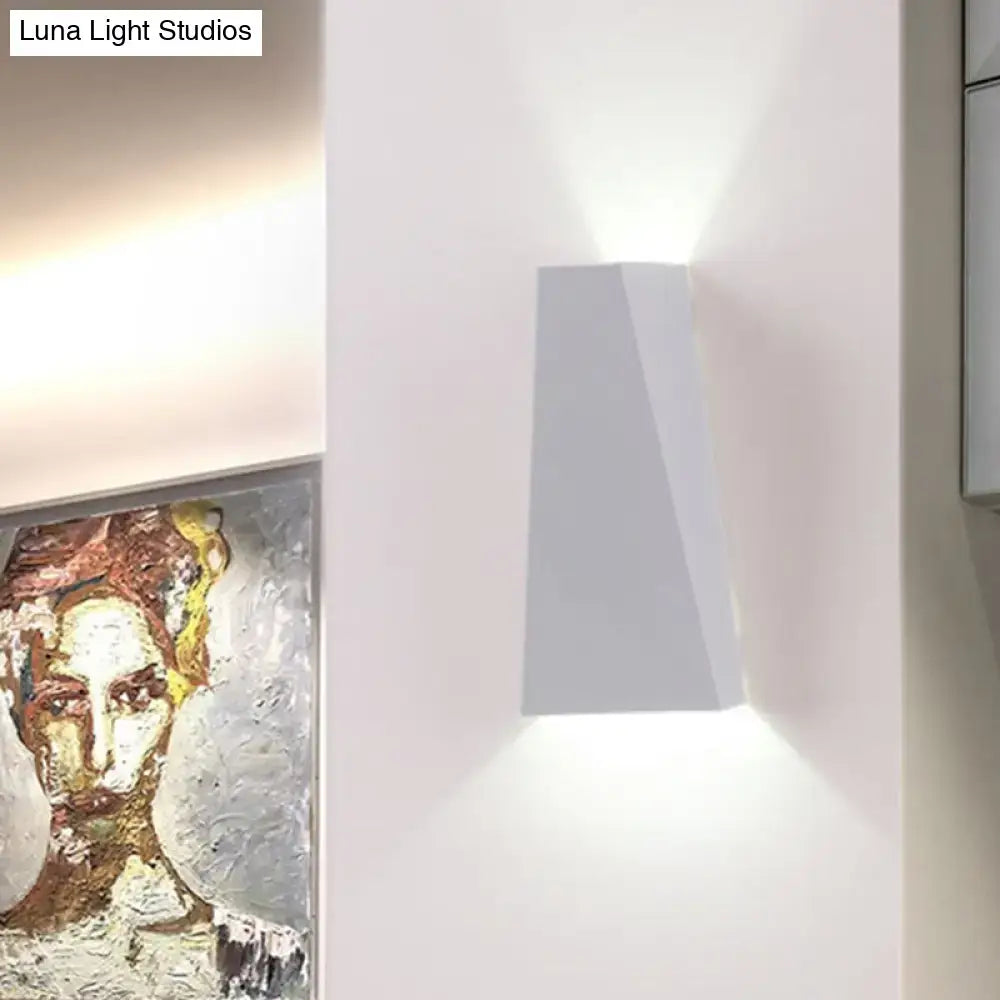 Modern black & white geometric wall sconce bedroom wall lamp