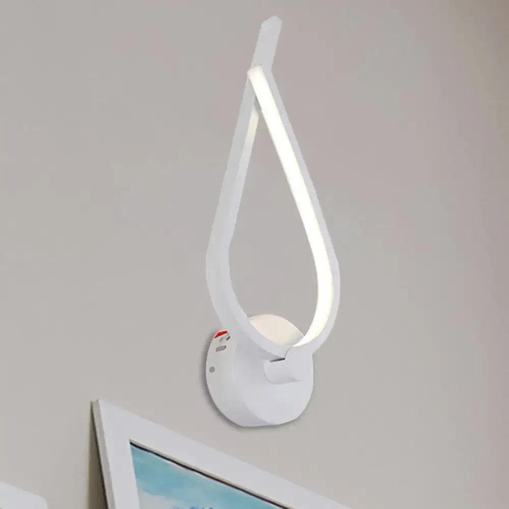 Modern black & white metal kink linear wall light corridor sconce
