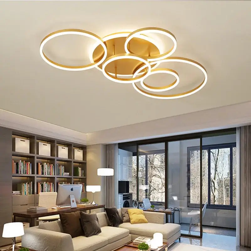 ثريا سقف LED حديثة ذهبية مصقولة بتصميم حلقات لغرفة المعيشة